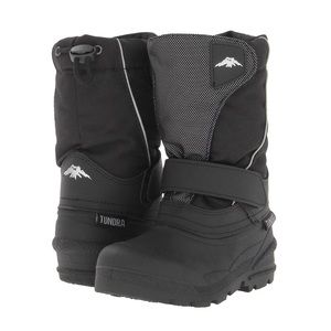 Boys Tundra Snow Boots - BRAND NEW